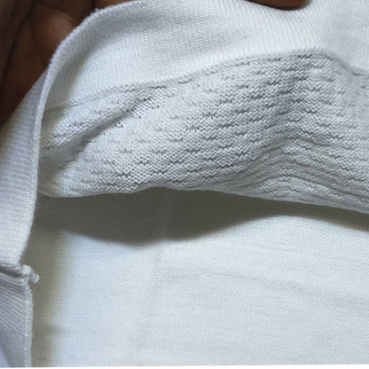 Men Solid Old Money Style Textured Knitted Zip Collar Polo T-Shirt (1035))