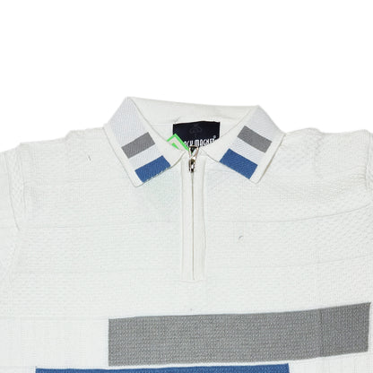 Men Solid Old Money Style Textured Knitted Zip Collar Polo T-Shirt (1035))